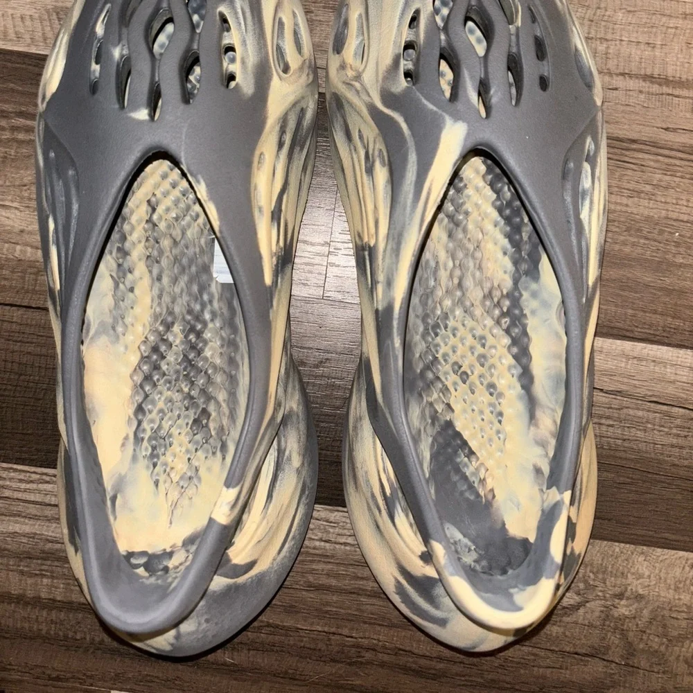 Yeazy Foam Runner MXT - Picture 5 of 5